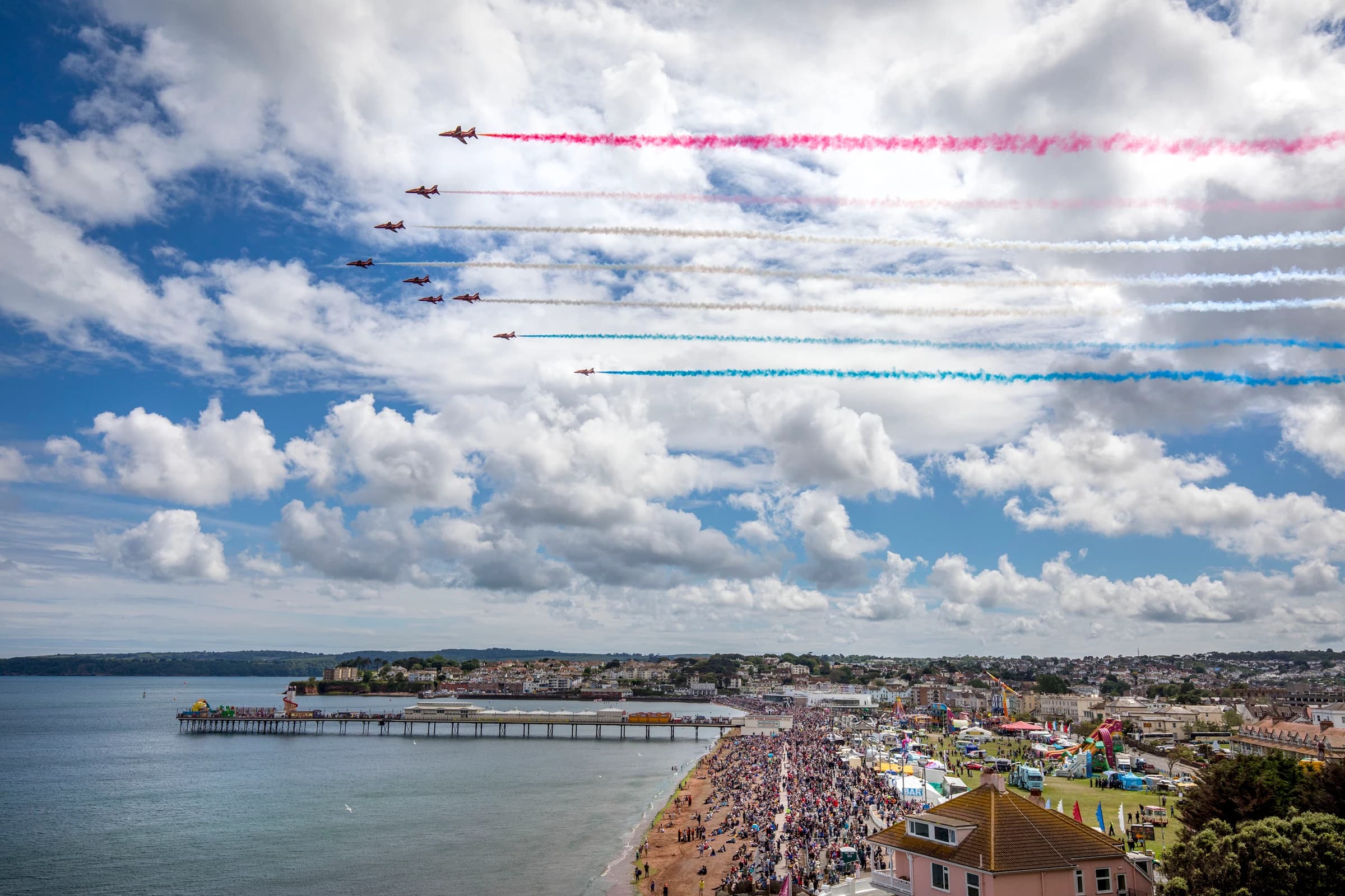 Red arrow formation at the English Riviera 